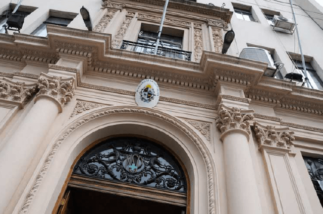 Ministerio de Salud Pública - Fachada edificio